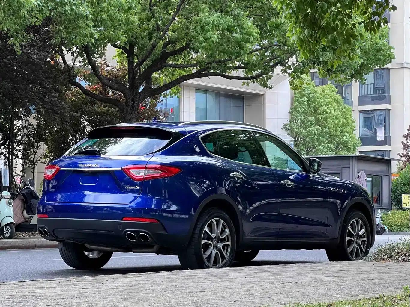2018 Levante 3.0T Standard Edition — миниатюра 5
