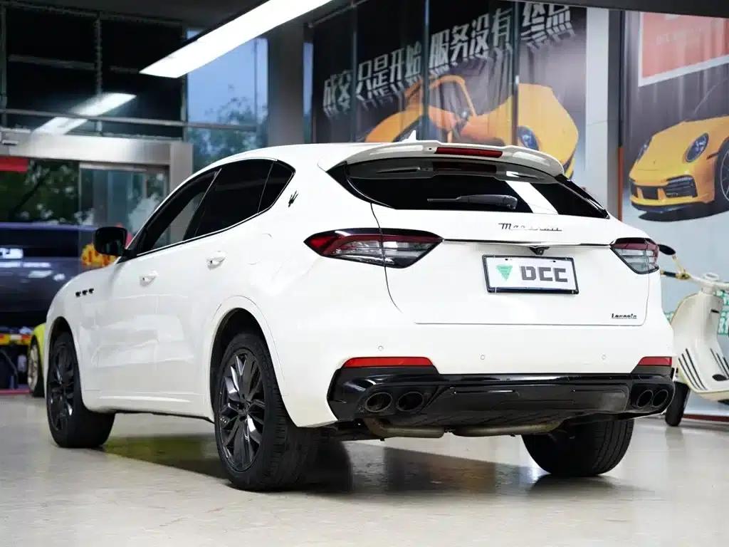 2022 Levante 3.0T Modena — миниатюра 2