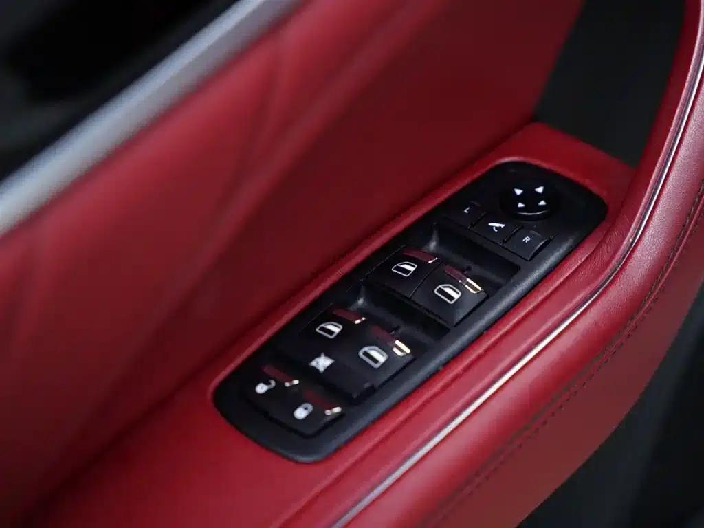 2022 Levante 3.0T Modena — миниатюра 29