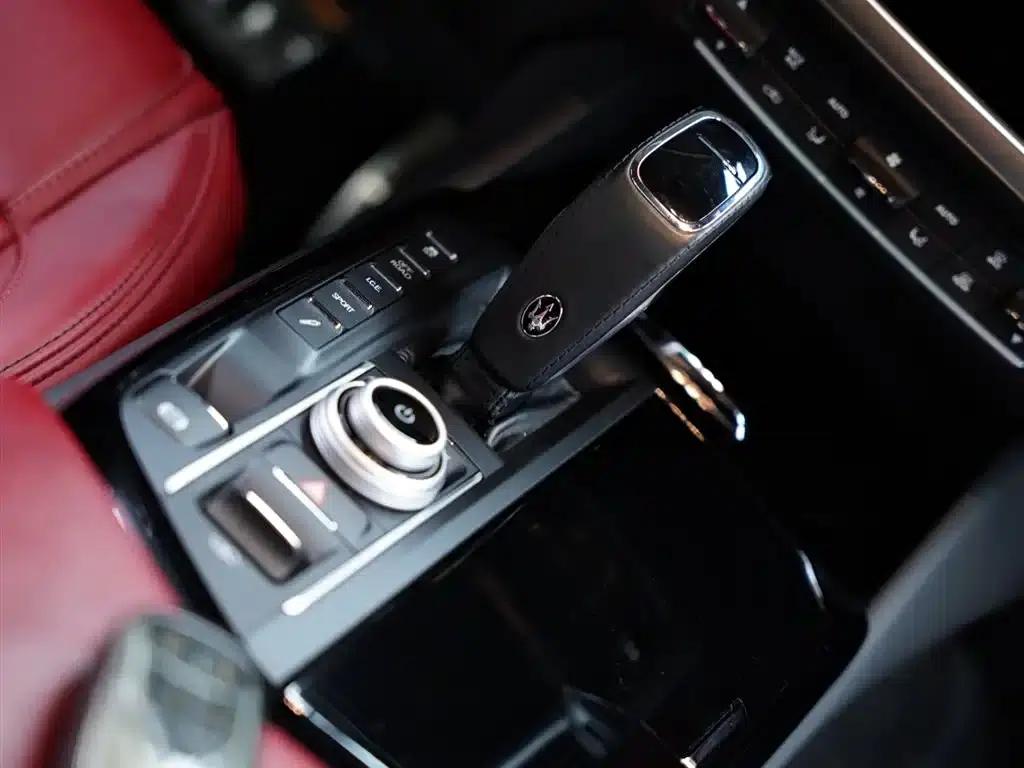 2022 Levante 3.0T Modena — миниатюра 47