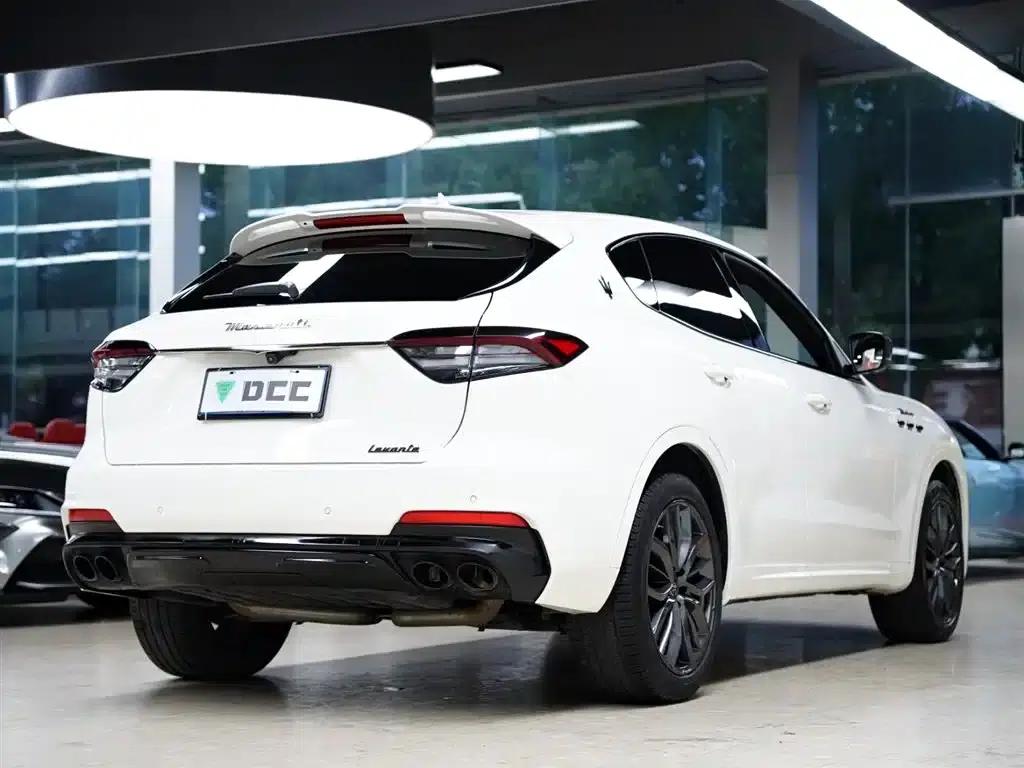 2022 Levante 3.0T Modena — миниатюра 7
