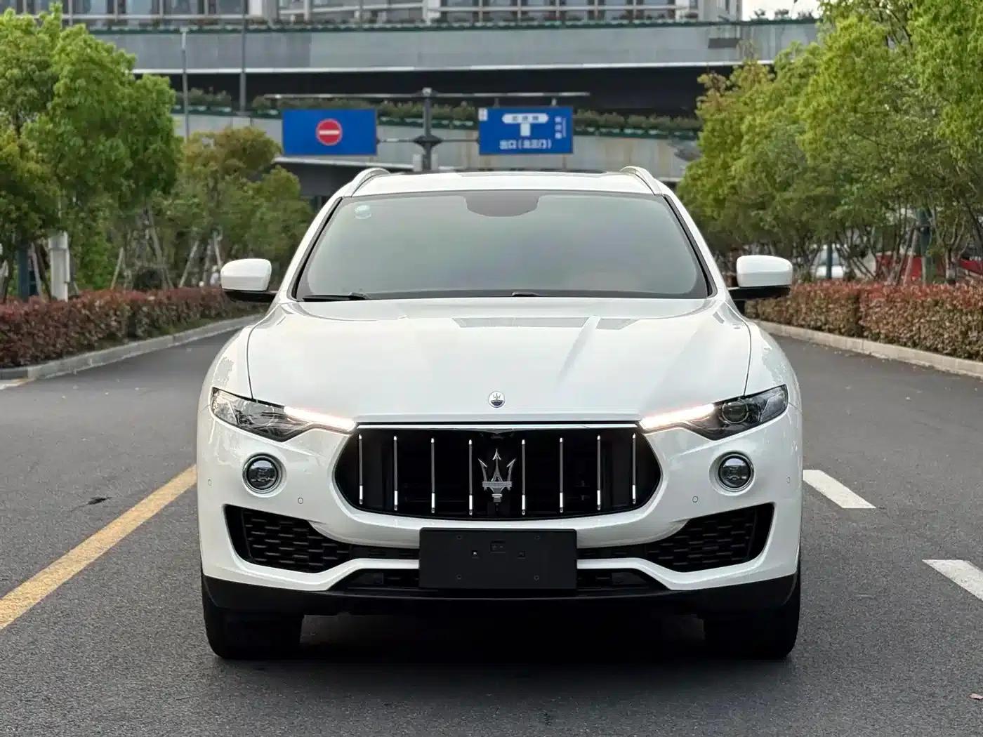 2019 Levante 3.0T Standard Edition (China V Emission Standard) — миниатюра 2