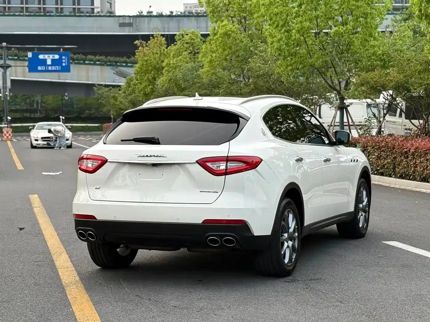 2019 Levante 3.0T Standard Edition (China V Emission Standard) — миниатюра 19