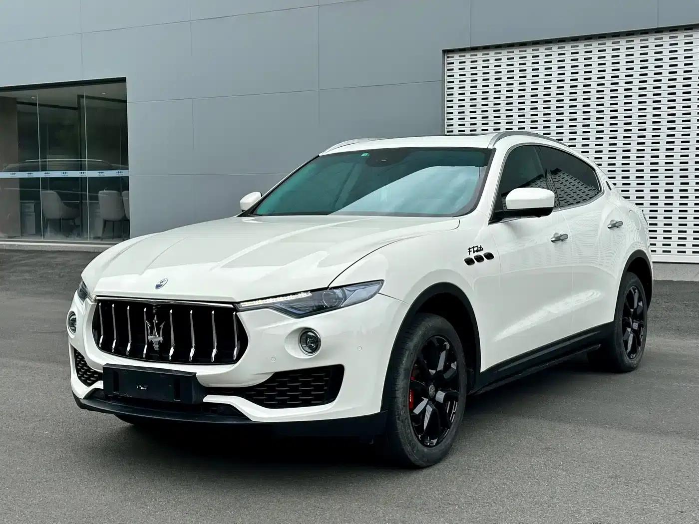 2016 Levante 3.0T Standard Edition — миниатюра 2