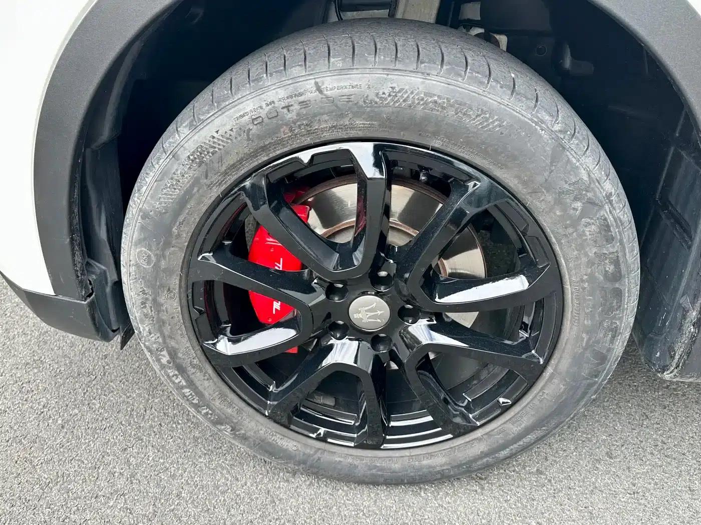 2016 Levante 3.0T Standard Edition — миниатюра 25