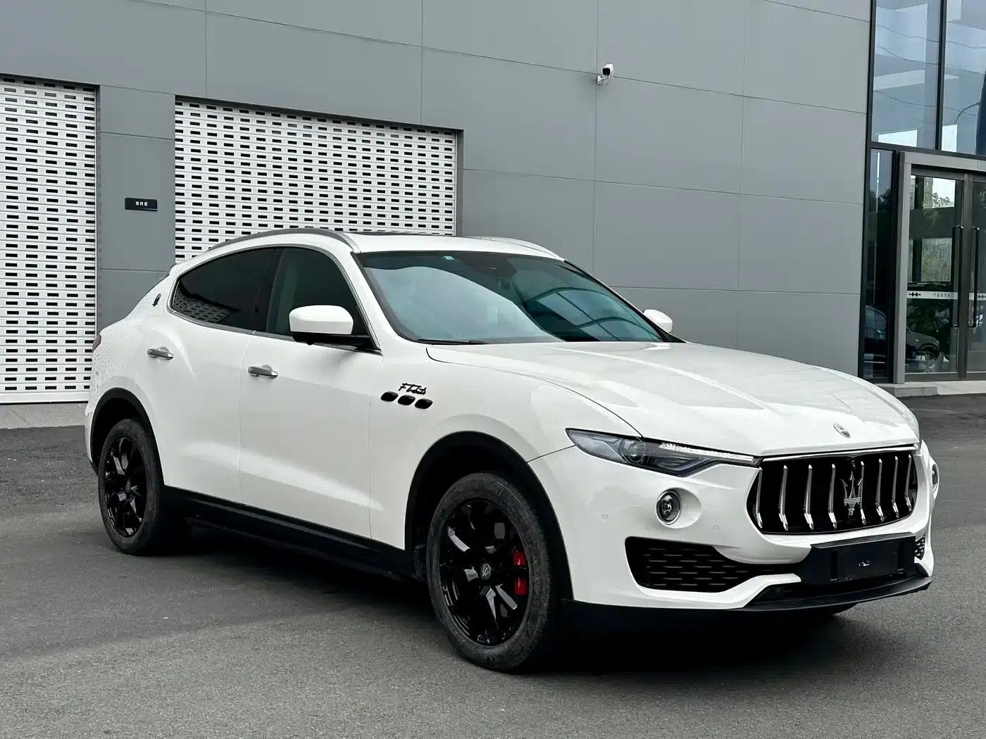 2016 Levante 3.0T Standard Edition — миниатюра 4