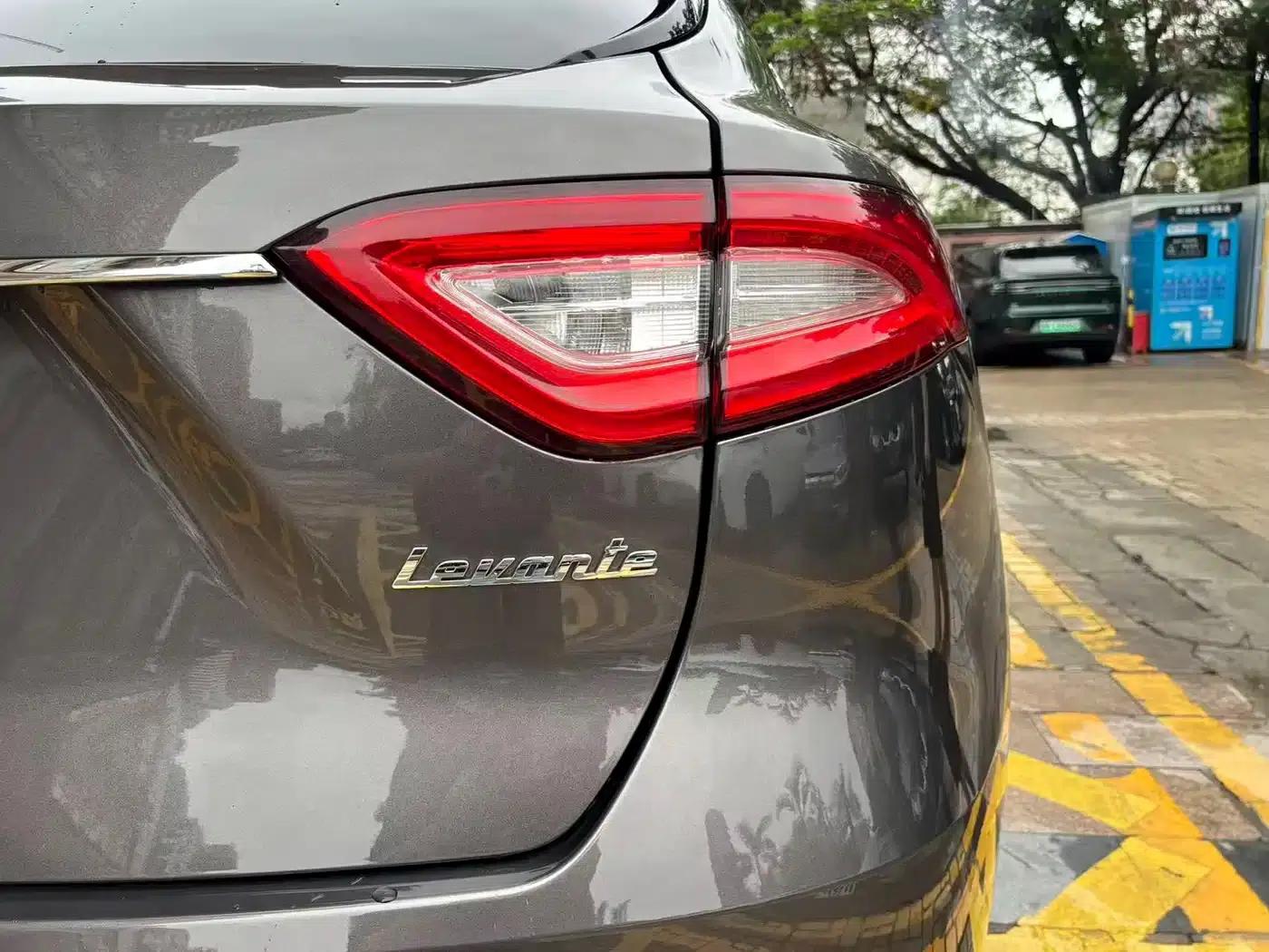 2016 Levante 3.0T Standard Edition — миниатюра 12
