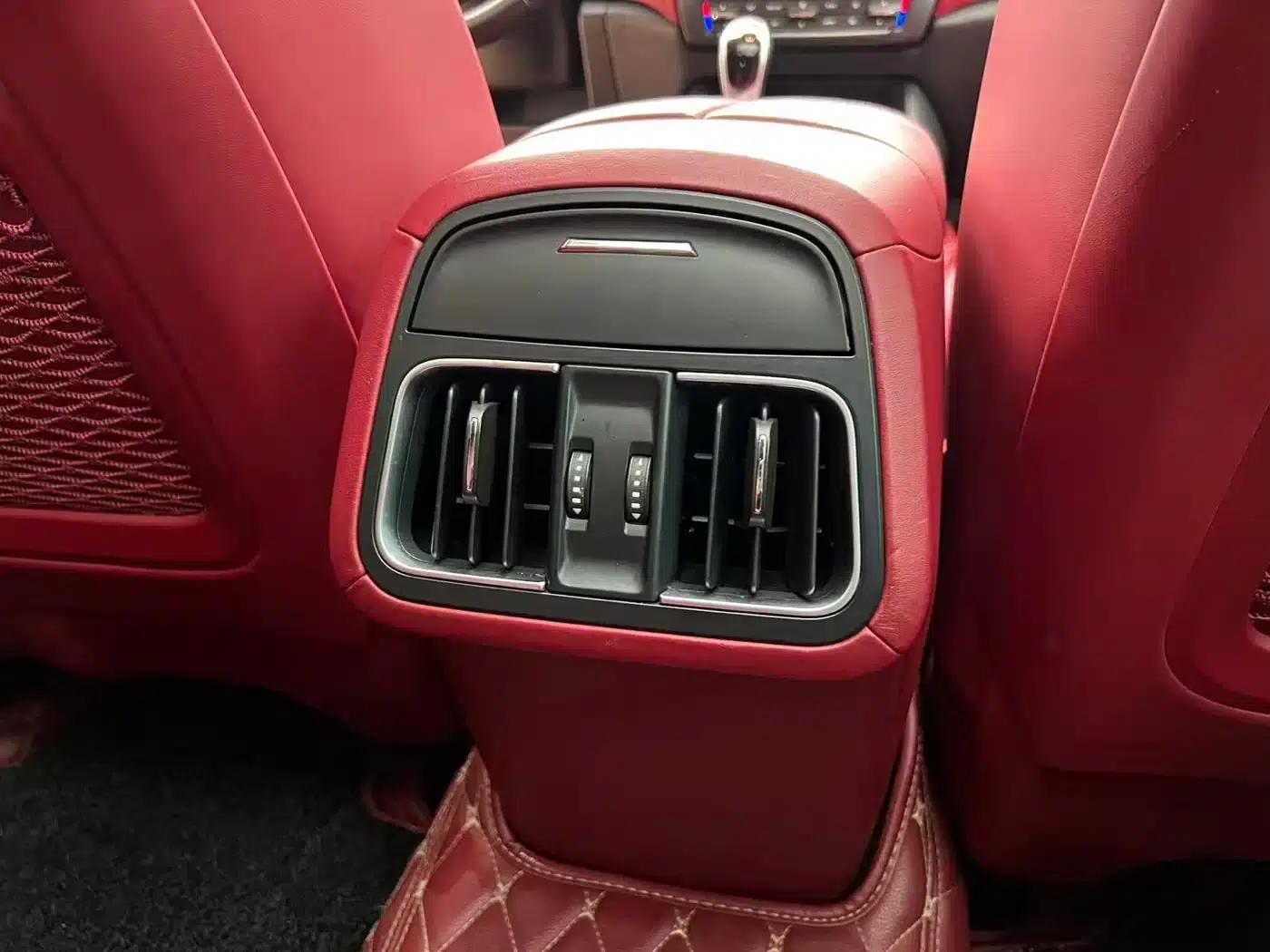2016 Levante 3.0T Standard Edition — миниатюра 23