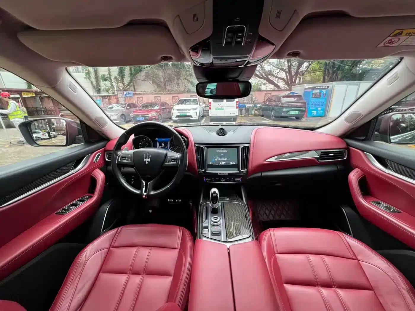 2016 Levante 3.0T Standard Edition — миниатюра 5