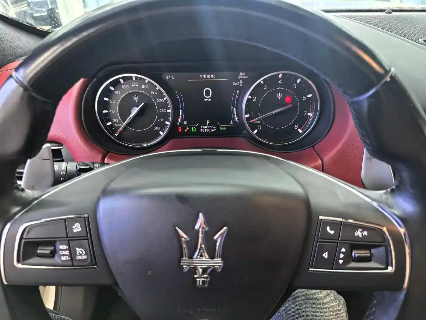 2021 Levante 3.0T Luxury Edition — миниатюра 4
