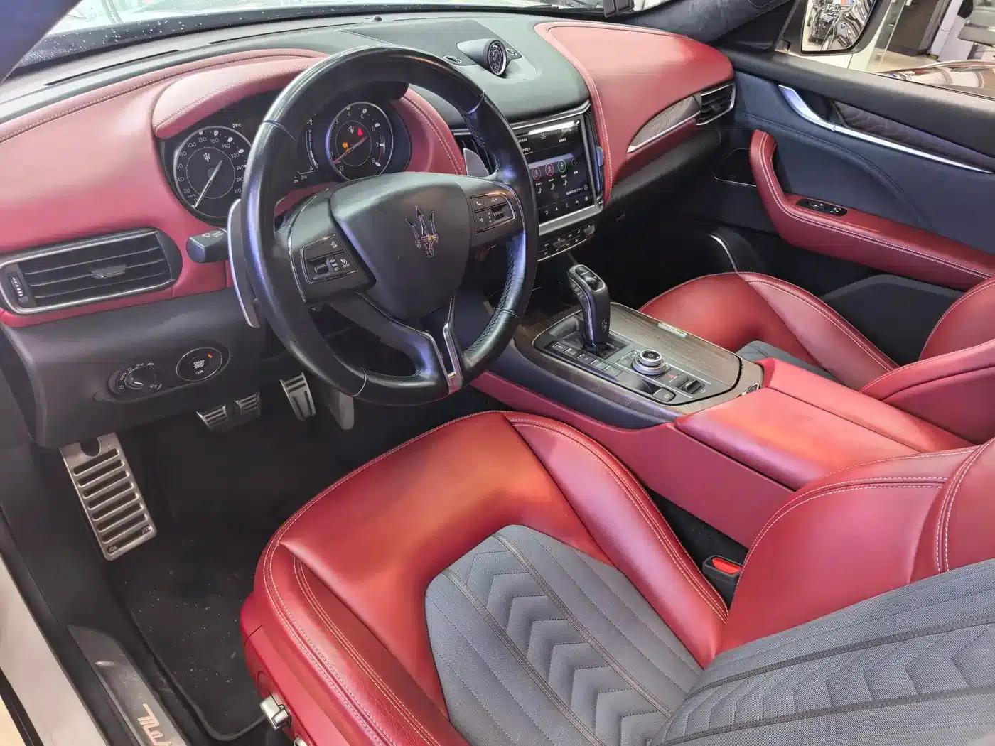 2021 Levante 3.0T Luxury Edition — миниатюра 6