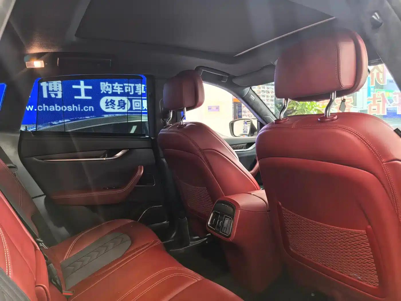2021 Levante 3.0T Luxury Edition — миниатюра 10