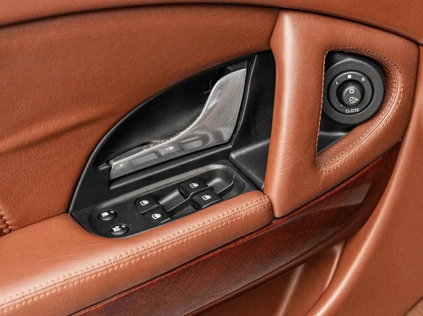 2010 Quattroporte 4.7L Executive Edition — миниатюра 17
