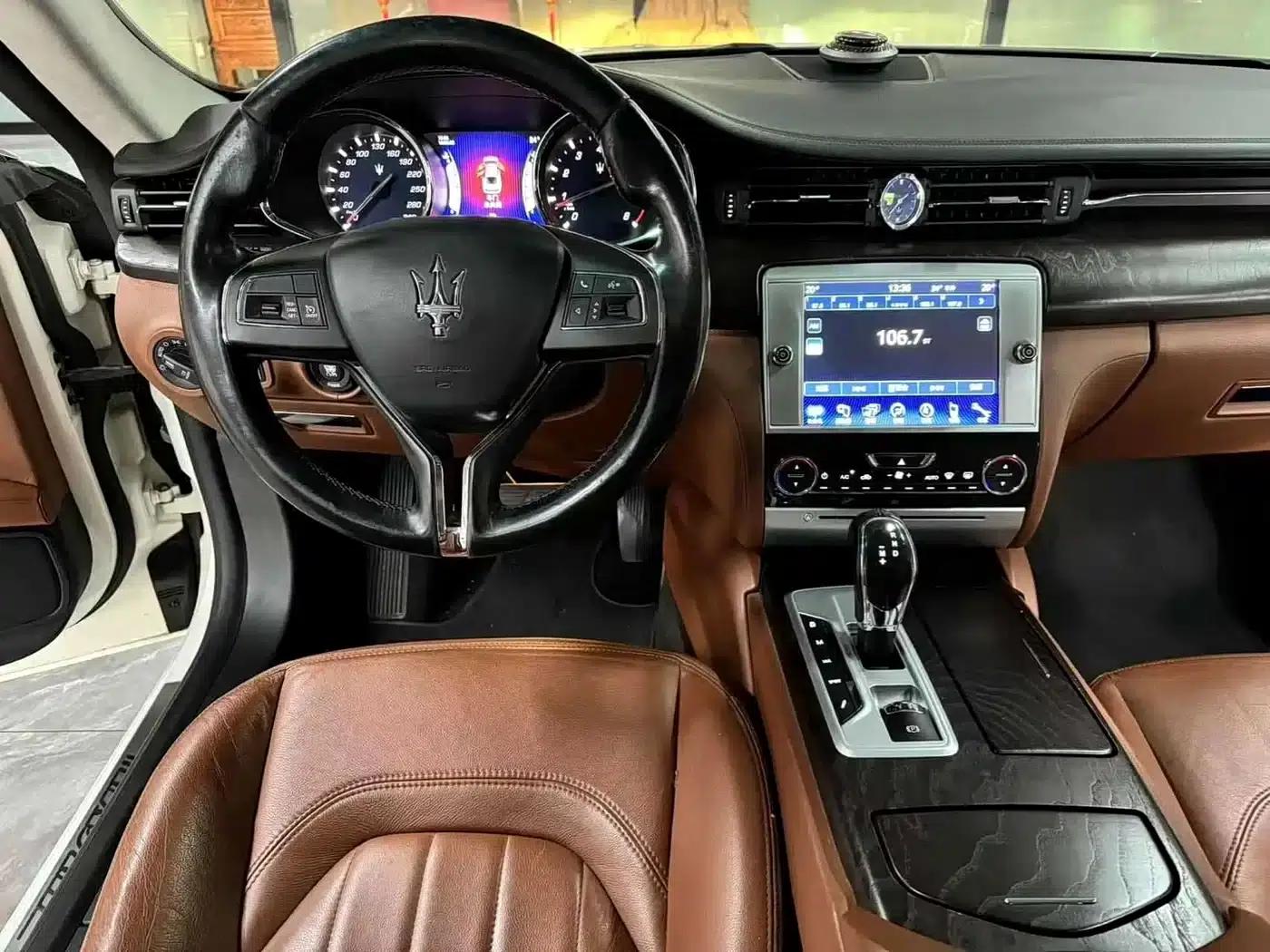Presidential Edition 2015 3.0T Standard Edition — миниатюра 12