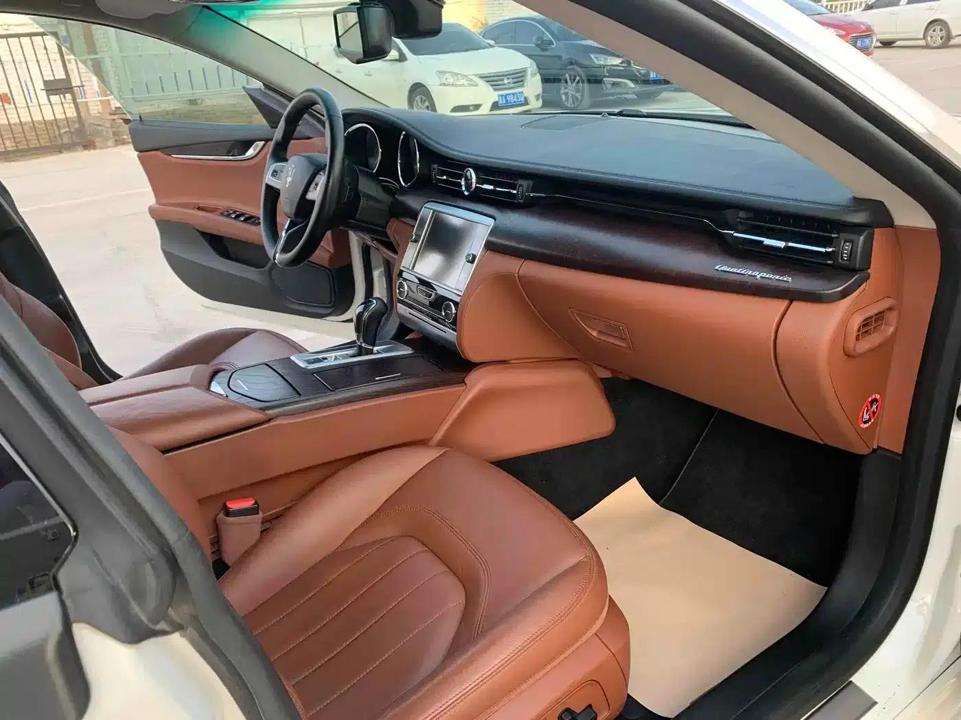 Presidential Edition 2015 3.0T Standard Edition — миниатюра 11