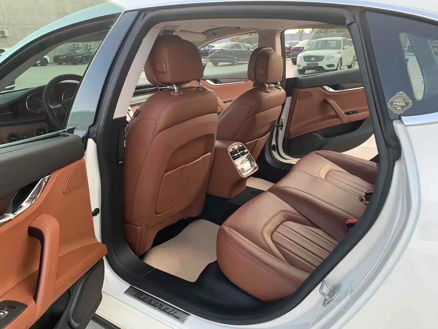 Presidential Edition 2015 3.0T Standard Edition — миниатюра 5