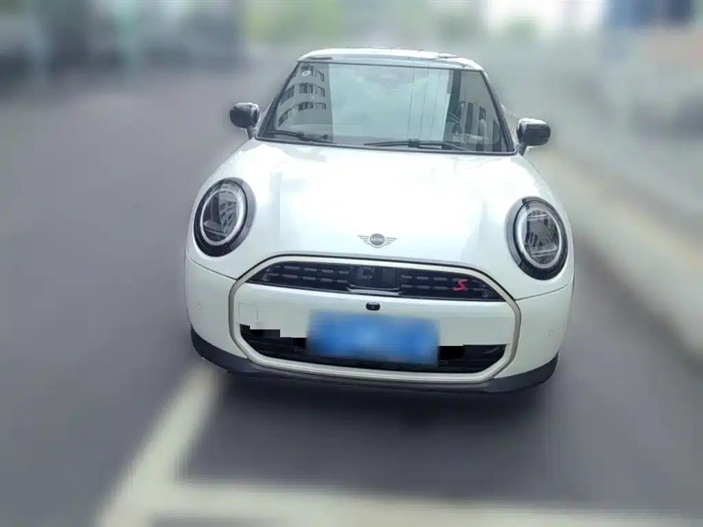 MINI 2025 2.0T COOPER S Artist 3-Door Edition — миниатюра 5
