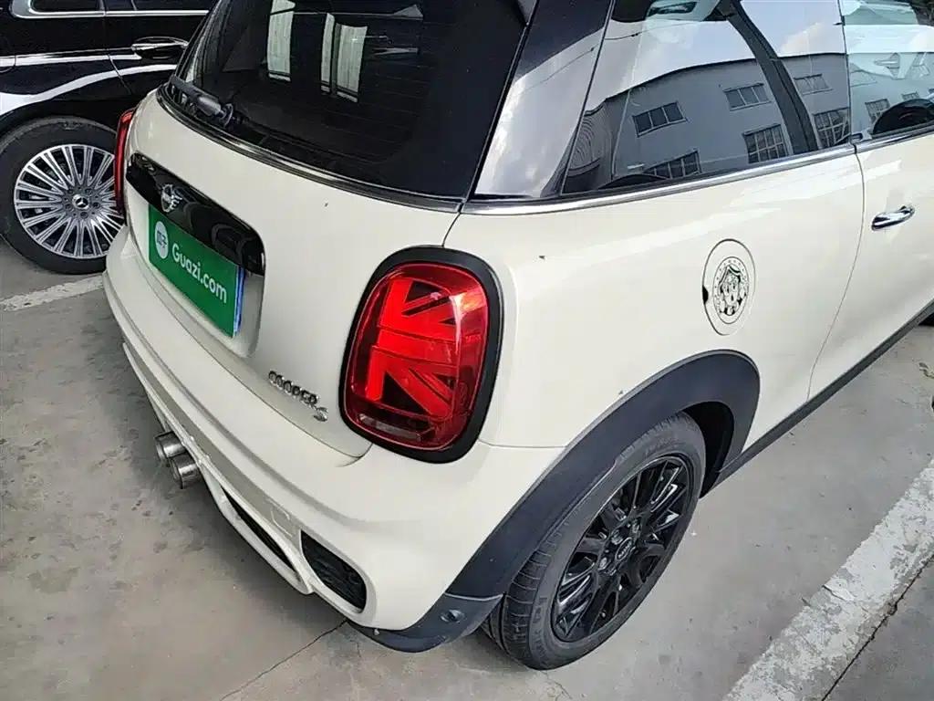 2018 MINI 1.5T COOPER Classic — миниатюра 8