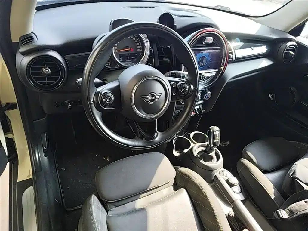 2018 MINI 1.5T COOPER Classic — миниатюра 10