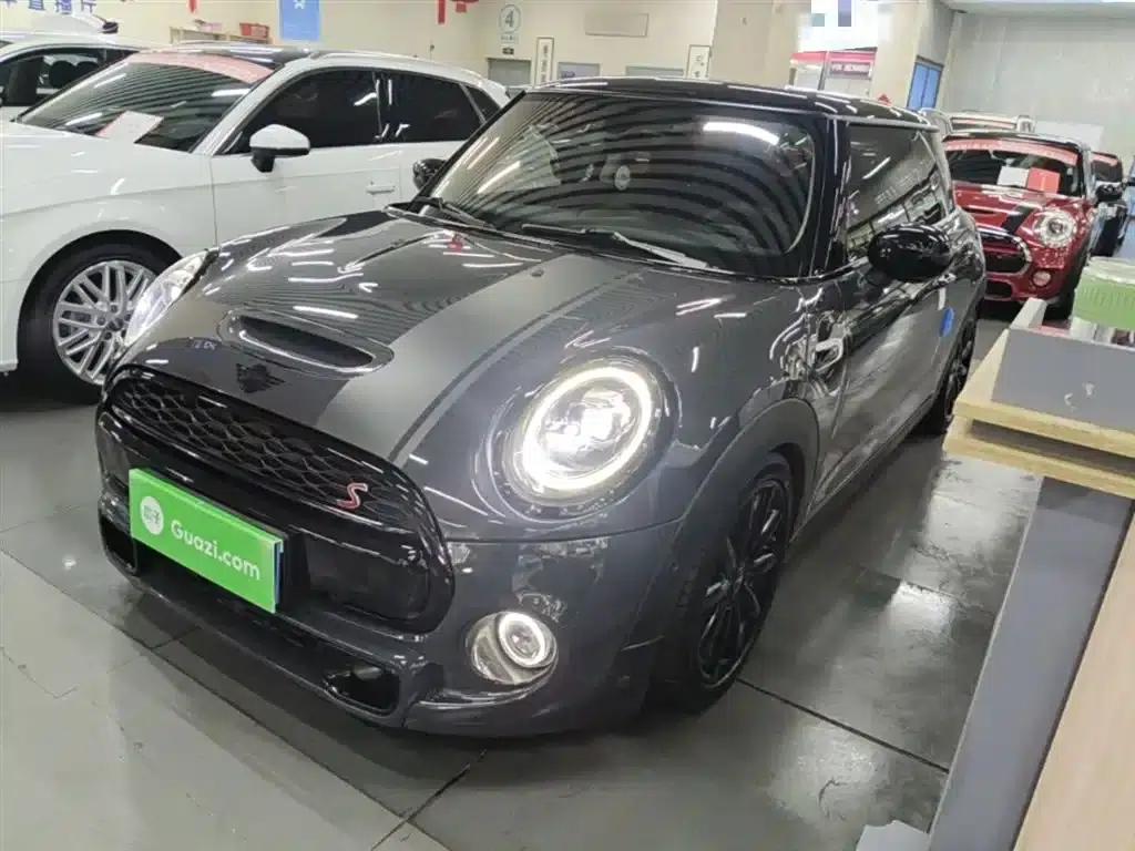 MINI 2021 2.0T COOPER S Classic — миниатюра 1