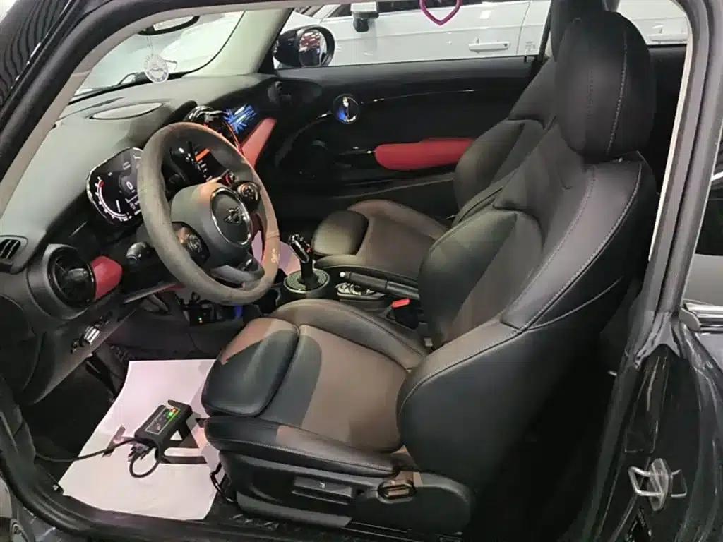 MINI 2021 2.0T COOPER S Classic — миниатюра 15