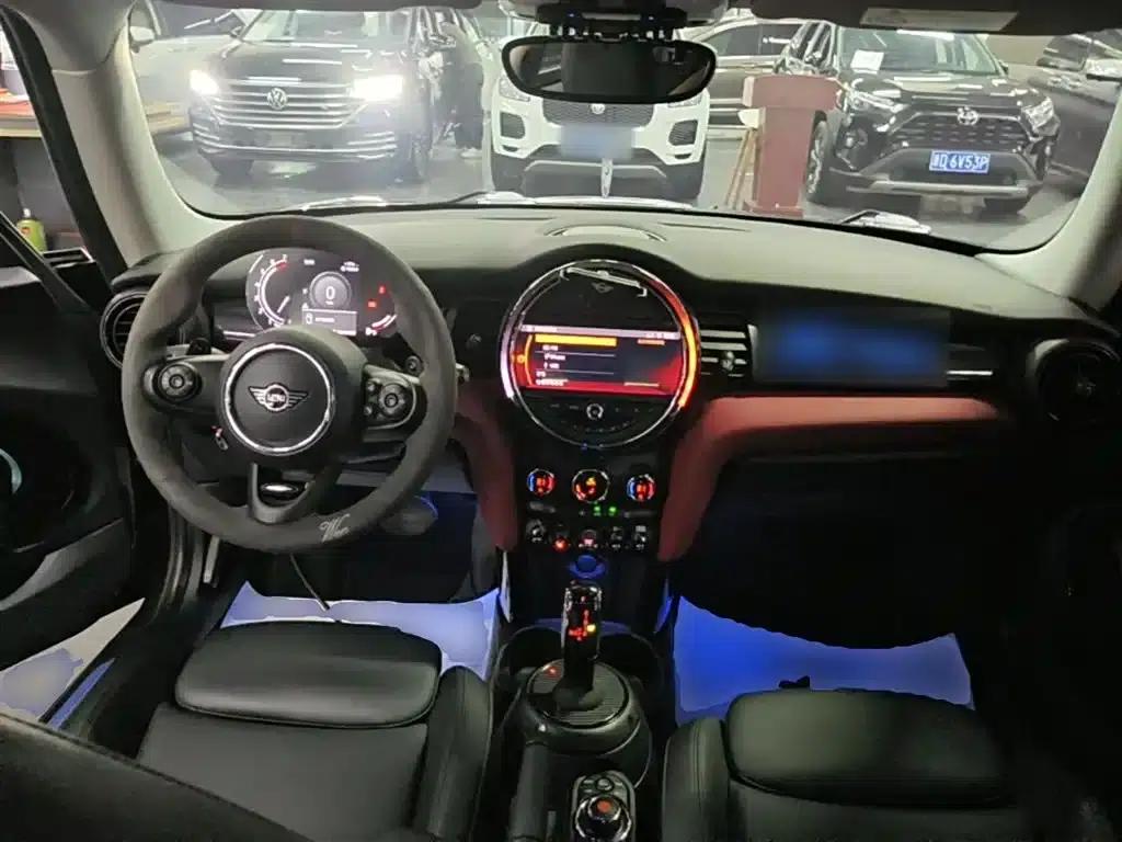 MINI 2021 2.0T COOPER S Classic — миниатюра 10