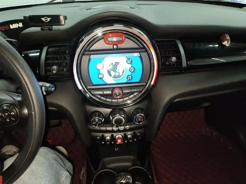 2018 MINI 1.5T ONE PLUS 5-Door — миниатюра 13