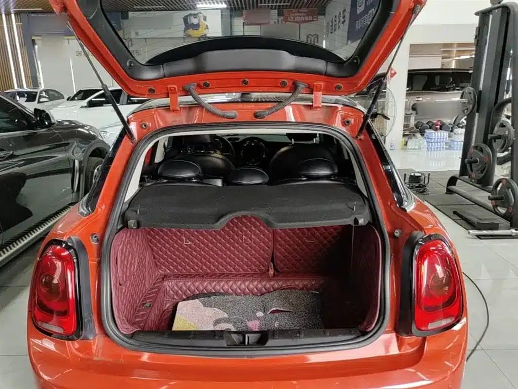 2018 MINI 1.5T ONE PLUS 5-Door — миниатюра 19