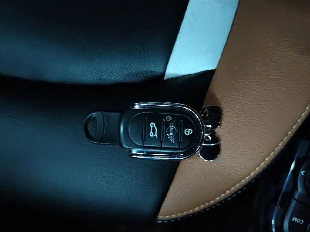 2018 MINI 1.5T ONE PLUS 5-Door — миниатюра 9