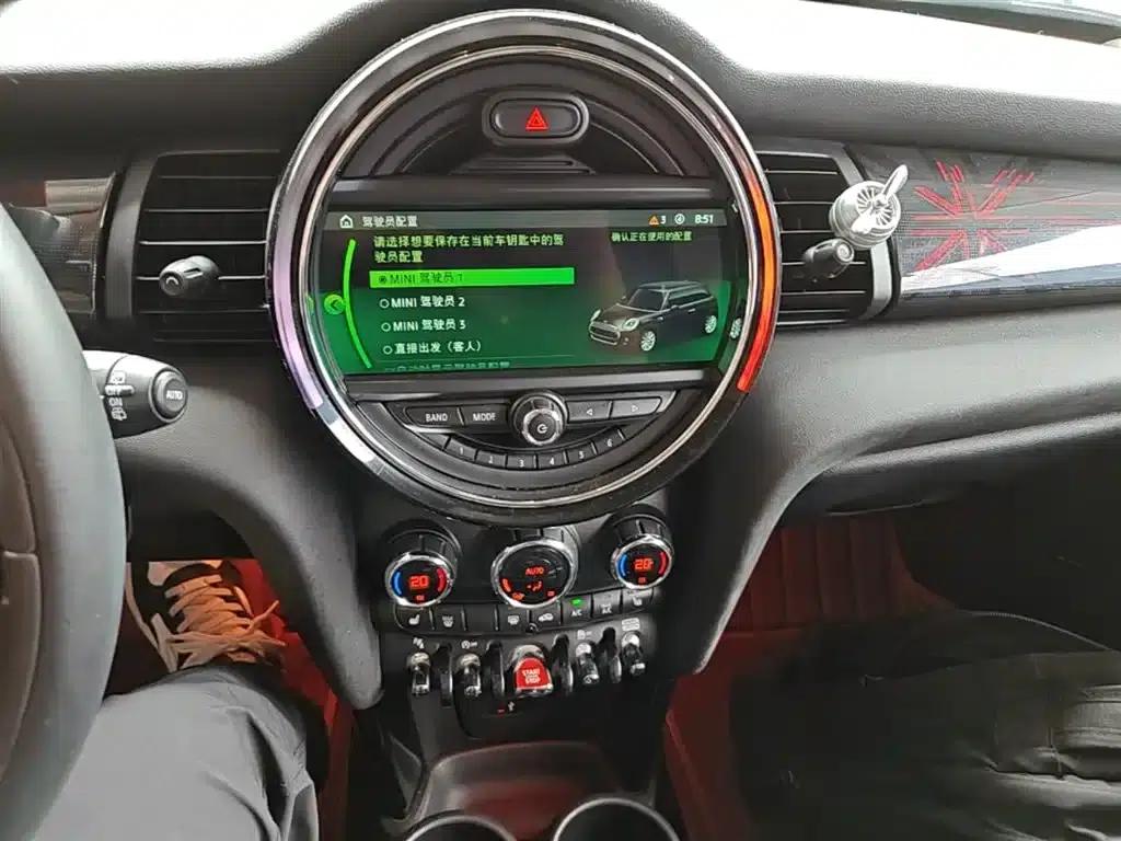 MINI 2018 1.5T COOPER Artist — миниатюра 13