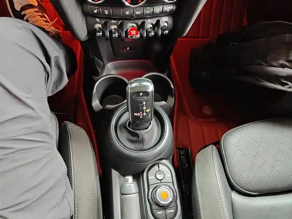 MINI 2018 1.5T COOPER Artist — миниатюра 14