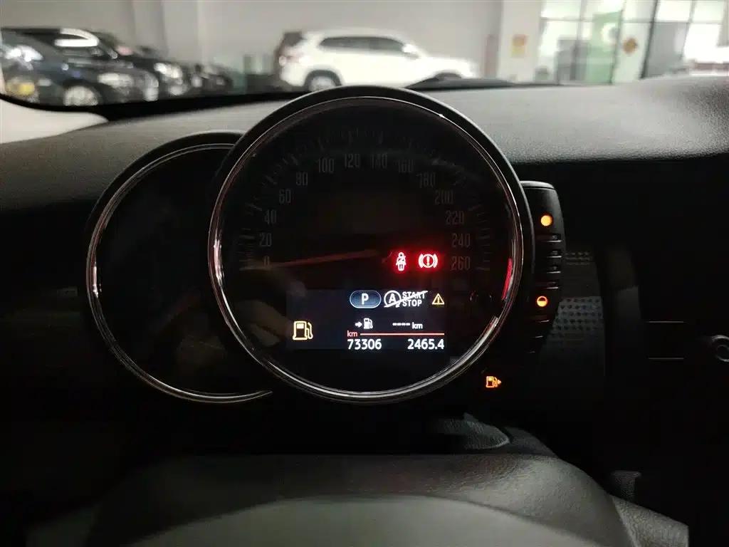 2014 MINI 1.5T COOPER Fun — миниатюра 8