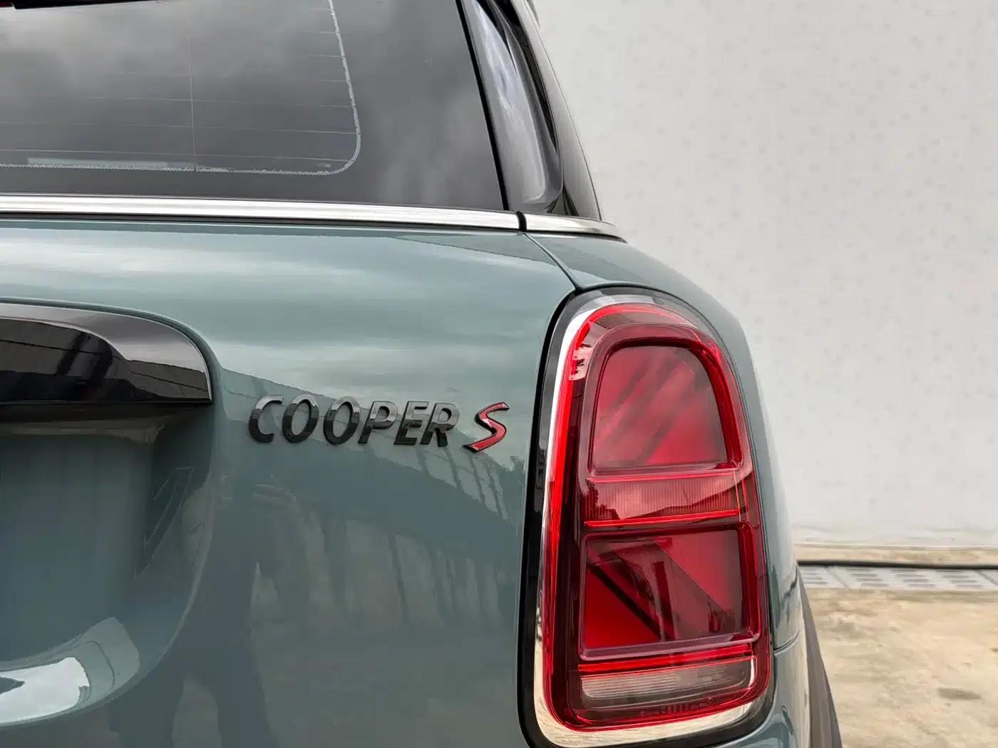 2022 MINI COUNTRYMAN Facelift 1.5T COOPER Connoisseur — миниатюра 15