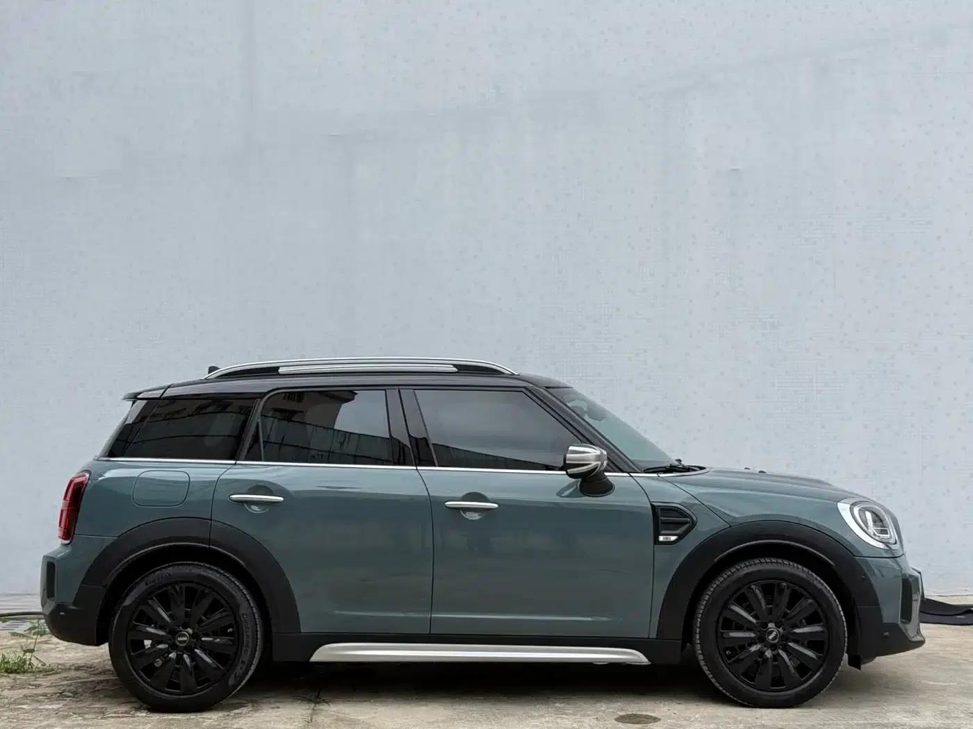 2022 MINI COUNTRYMAN Facelift 1.5T COOPER Connoisseur — миниатюра 4
