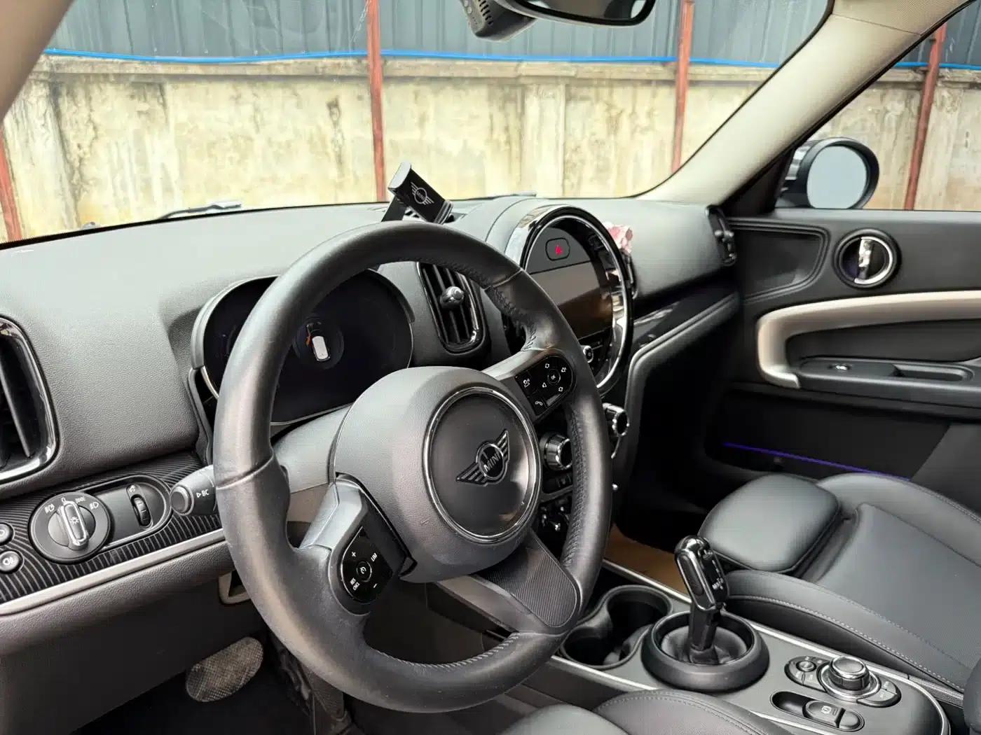 2022 MINI COUNTRYMAN Facelift 1.5T COOPER Connoisseur — миниатюра 6