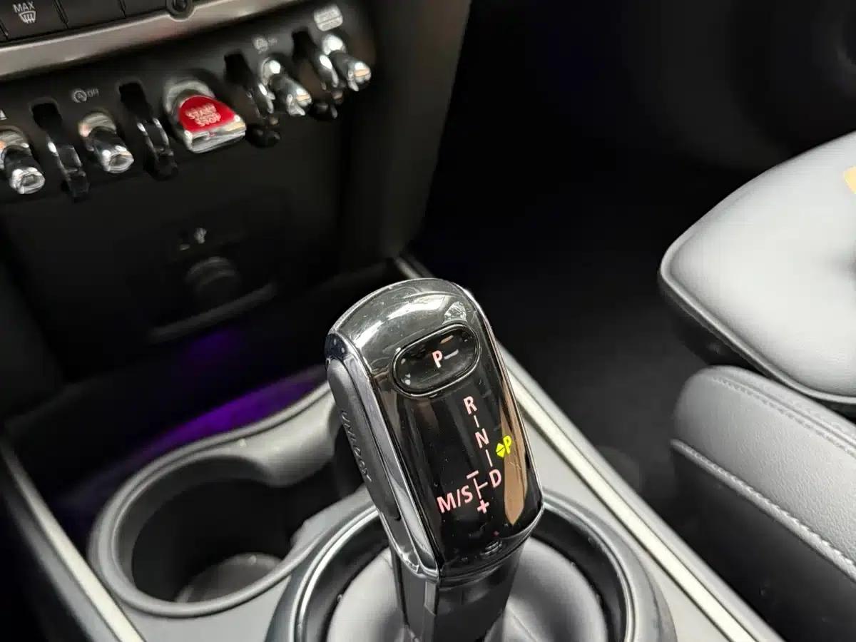 2022 MINI COUNTRYMAN Facelift 1.5T COOPER Connoisseur — миниатюра 10