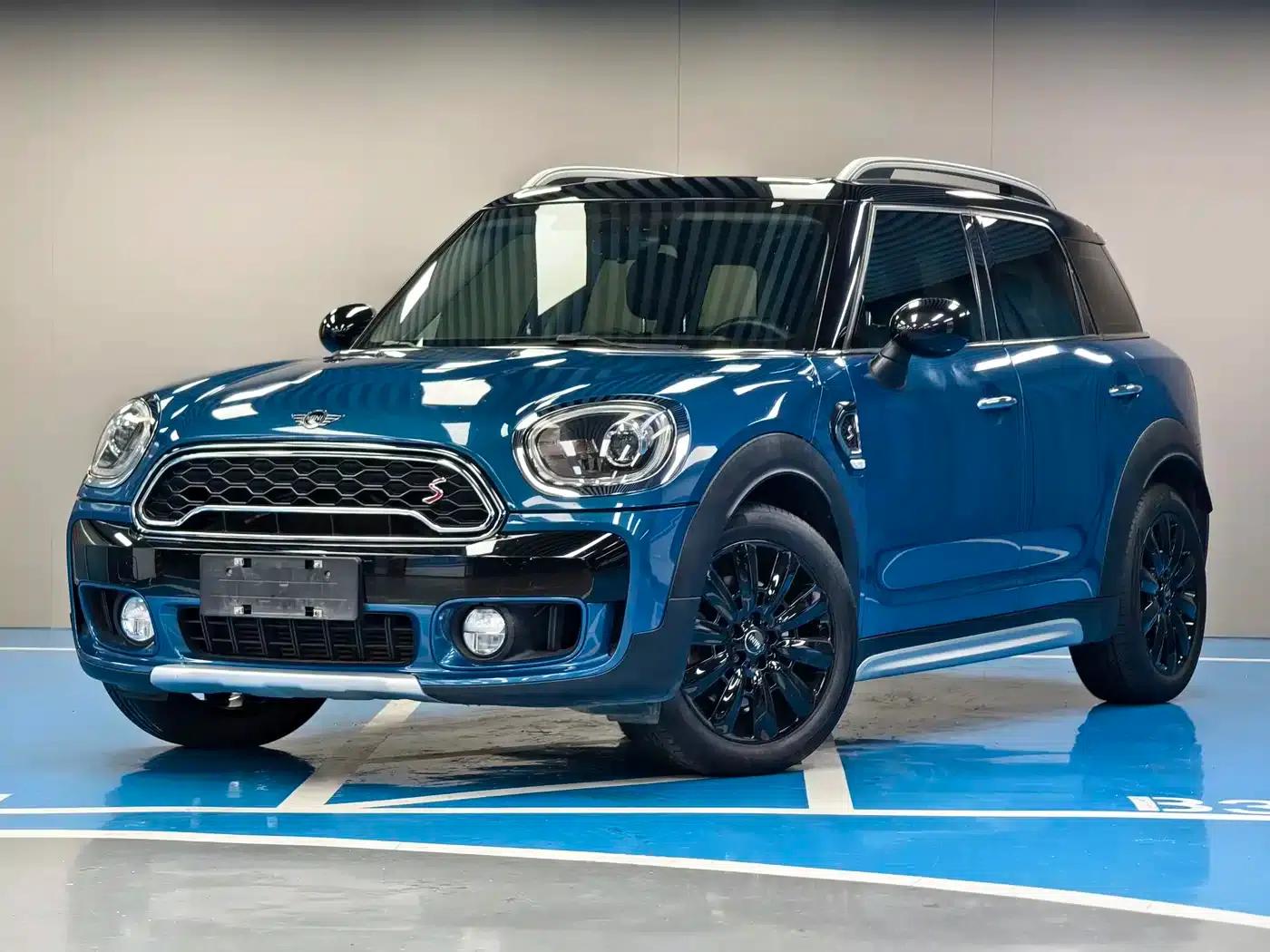 2017 MINI COUNTRYMAN 2.0T COOPER S ALL4 Explorer — миниатюра 1