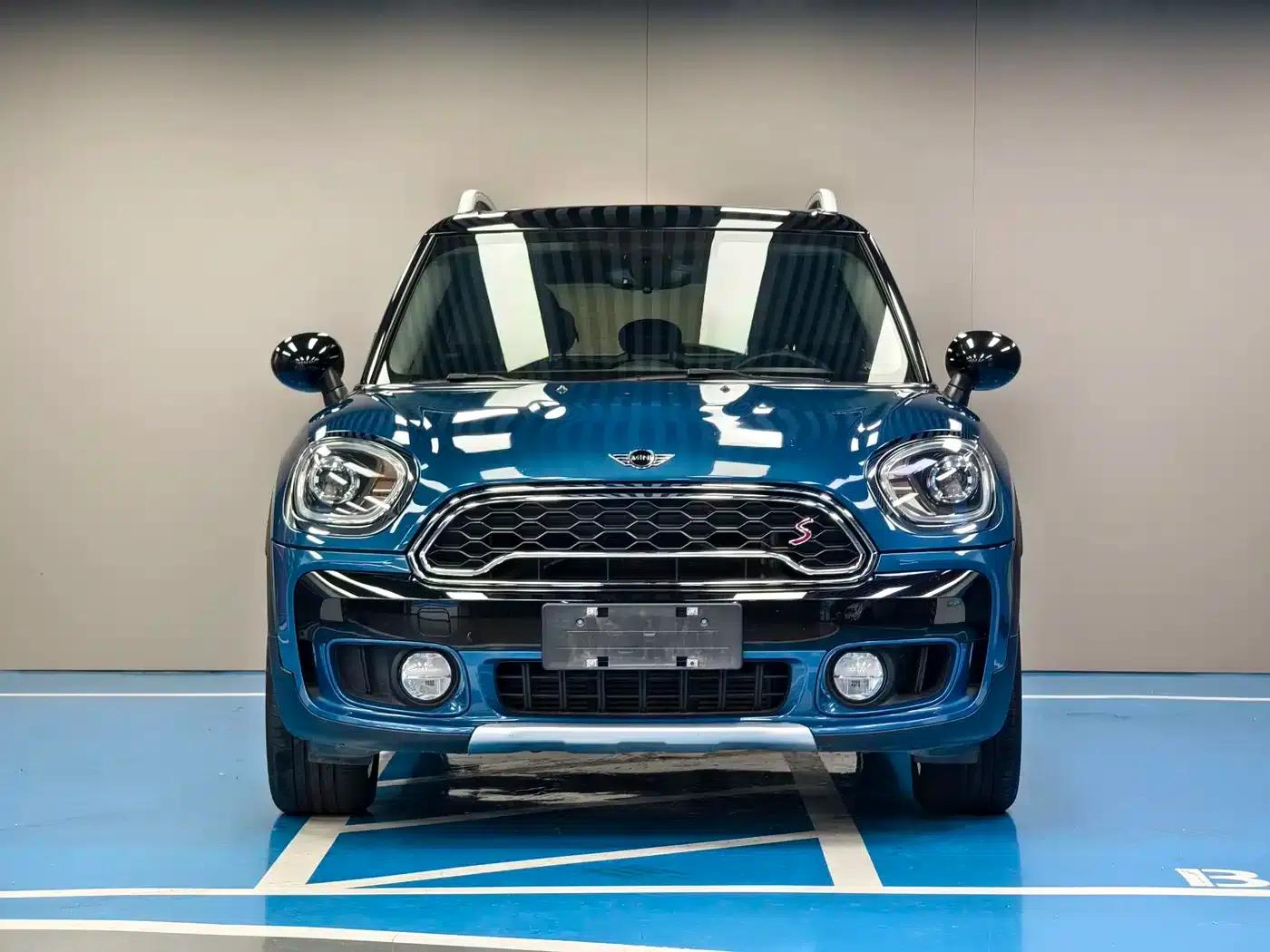 2017 MINI COUNTRYMAN 2.0T COOPER S ALL4 Explorer — миниатюра 2
