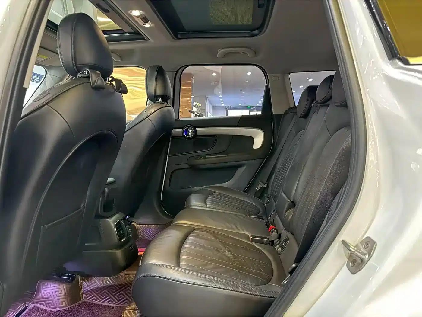 2019 MINI COUNTRYMAN 2.0T COOPER S ALL4 Artist — миниатюра 11