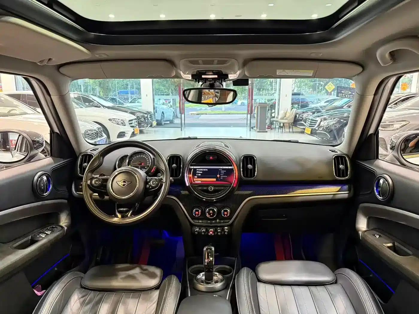 2019 MINI COUNTRYMAN 2.0T COOPER S ALL4 Artist — миниатюра 10