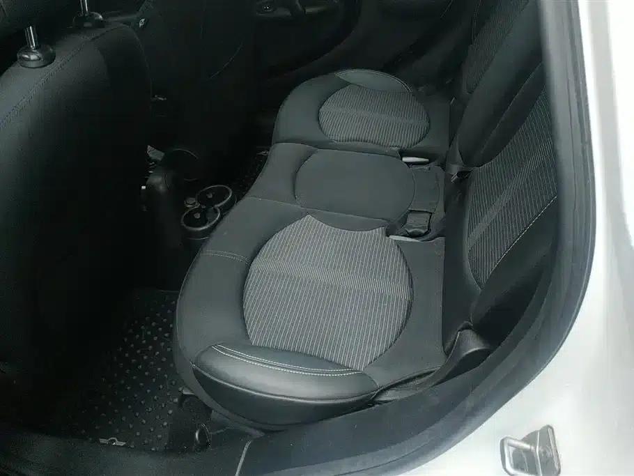 MINI COUNTRYMAN 2014 1.6T COOPER ALL4 Fun — миниатюра 11