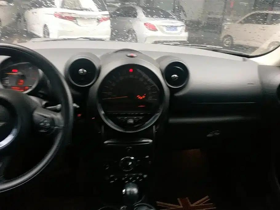MINI COUNTRYMAN 2014 1.6T COOPER ALL4 Fun — миниатюра 13