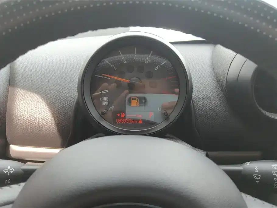MINI COUNTRYMAN 2014 1.6L COOPER Fun — миниатюра 14