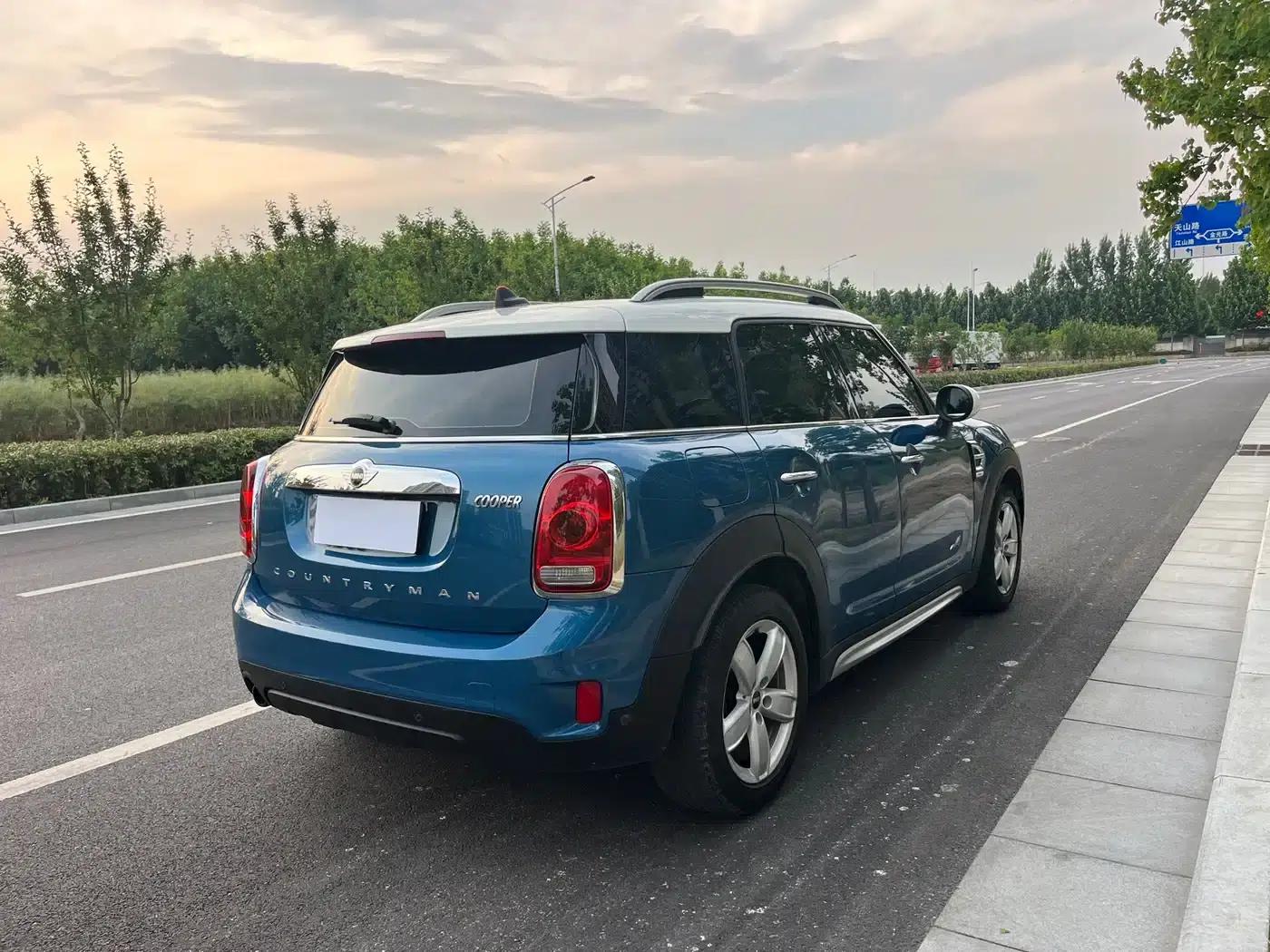 2017 MINI COUNTRYMAN 1.5T COOPER ALL4 — миниатюра 18