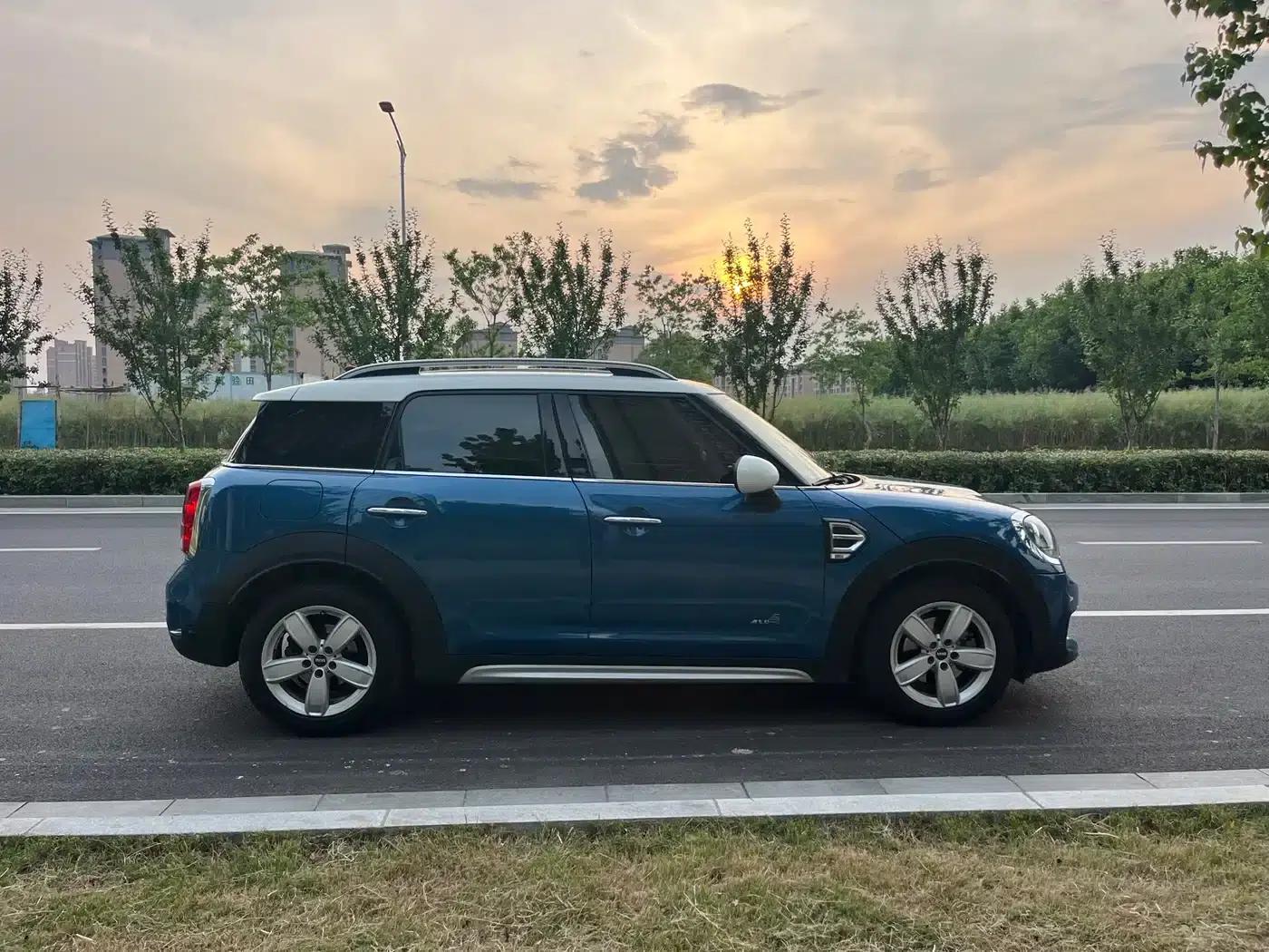 2017 MINI COUNTRYMAN 1.5T COOPER ALL4 — миниатюра 3