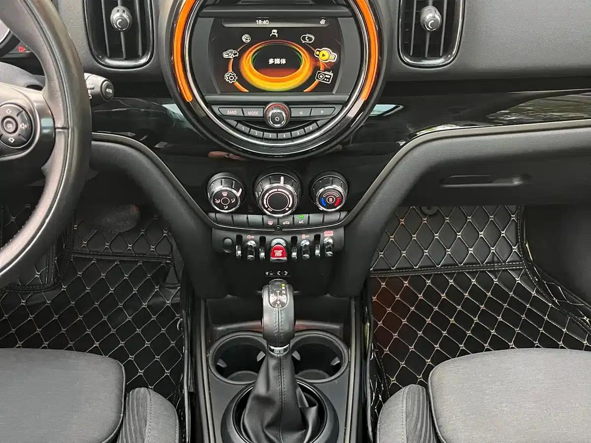 2017 MINI COUNTRYMAN 1.5T COOPER ALL4 — миниатюра 8
