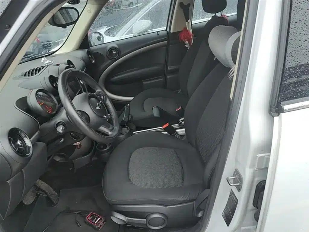 MINI COUNTRYMAN 2014 1.6L ONE — миниатюра 15