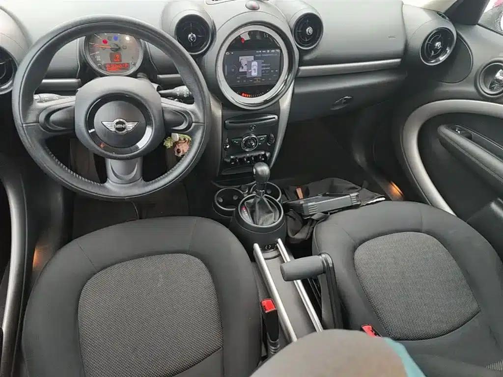 MINI COUNTRYMAN 2014 1.6L ONE — миниатюра 10