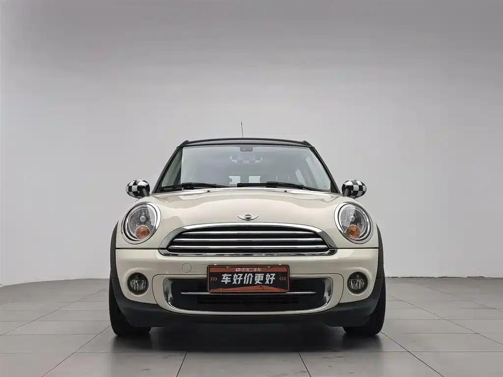 2011 MINI CLUBMAN 1.6L COOPER Fun — миниатюра 3