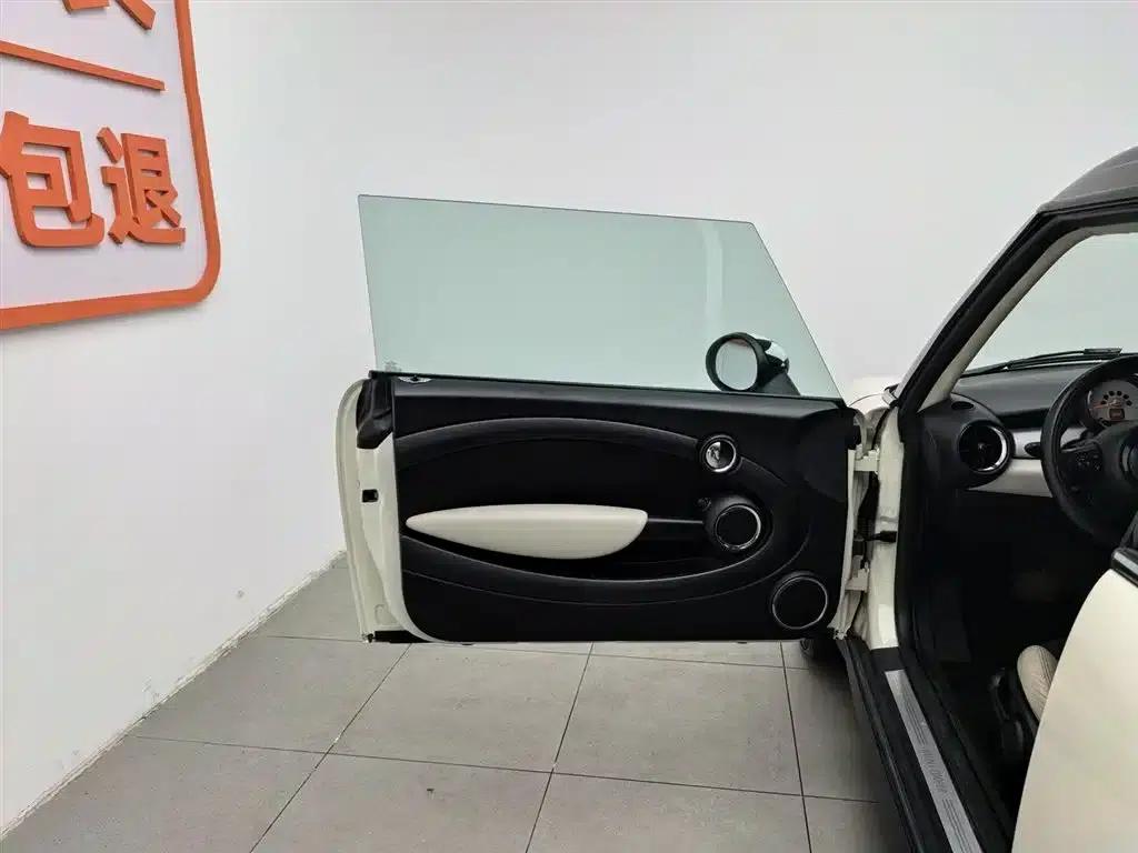 2011 MINI CLUBMAN 1.6L COOPER Fun — миниатюра 8